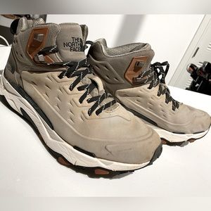 Men’s north face Vective hiking boots- lots of life left! (Check out the treads)
